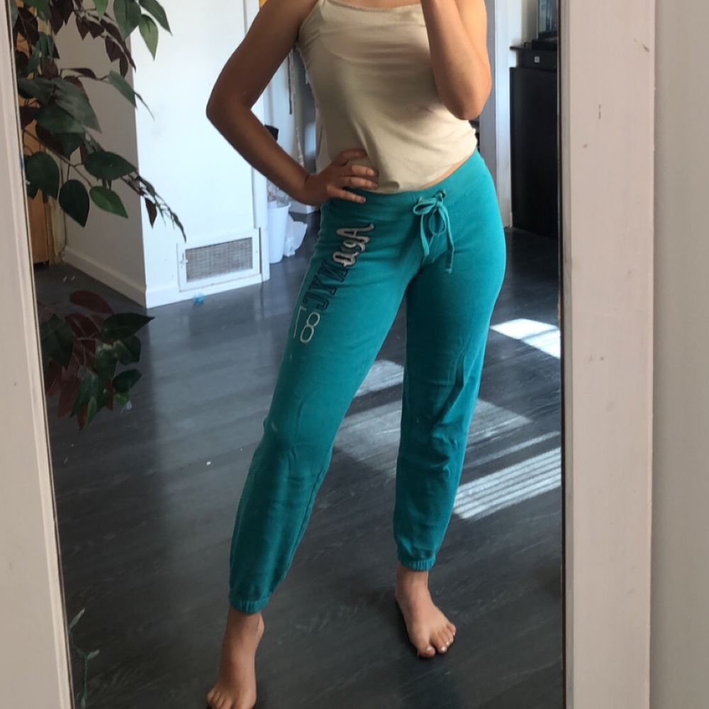 Aeropostale Sweats/joggers
